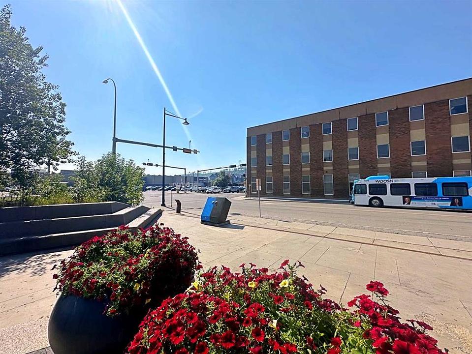 350 - 9816 Hardin Street, Fort McMurray, AB