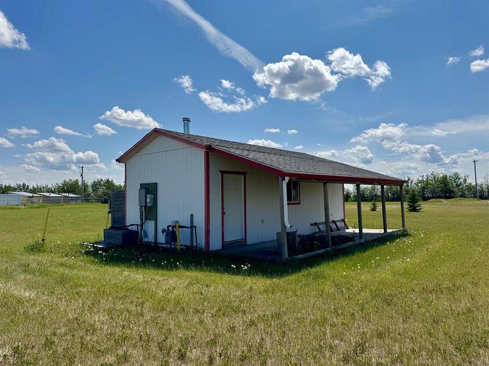 10933 90 Avenue, Fairview, AB