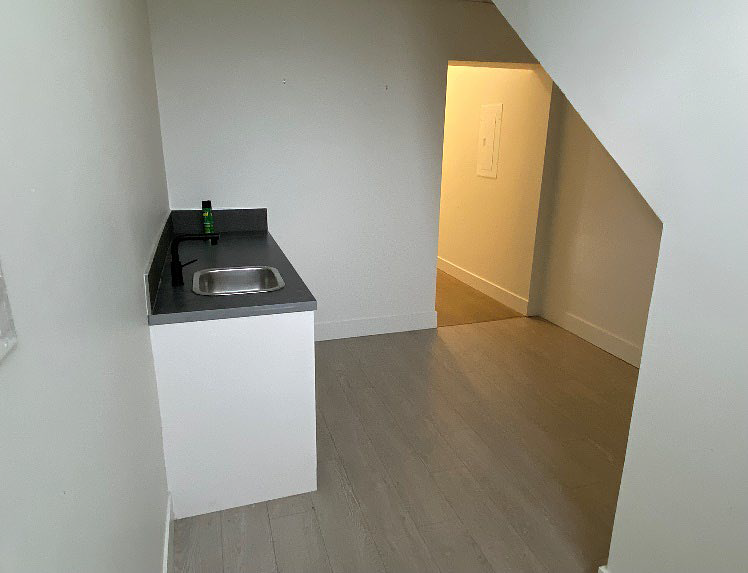 8484 Granville Street, Vancouver, BC