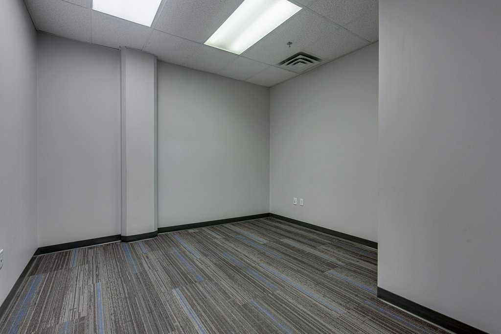 105 - 4807 50 Avenue, Red Deer, AB
