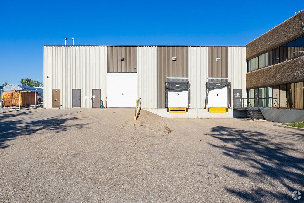 3,500 Sqft Mezzanine Warehouse Space - 4121 23B Street Northeast, Calgary, AB