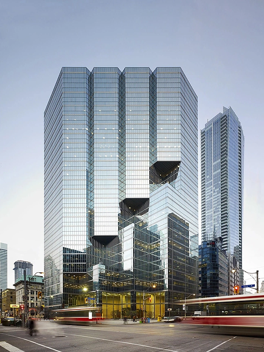 600 - 200 King Street West, Toronto, ON