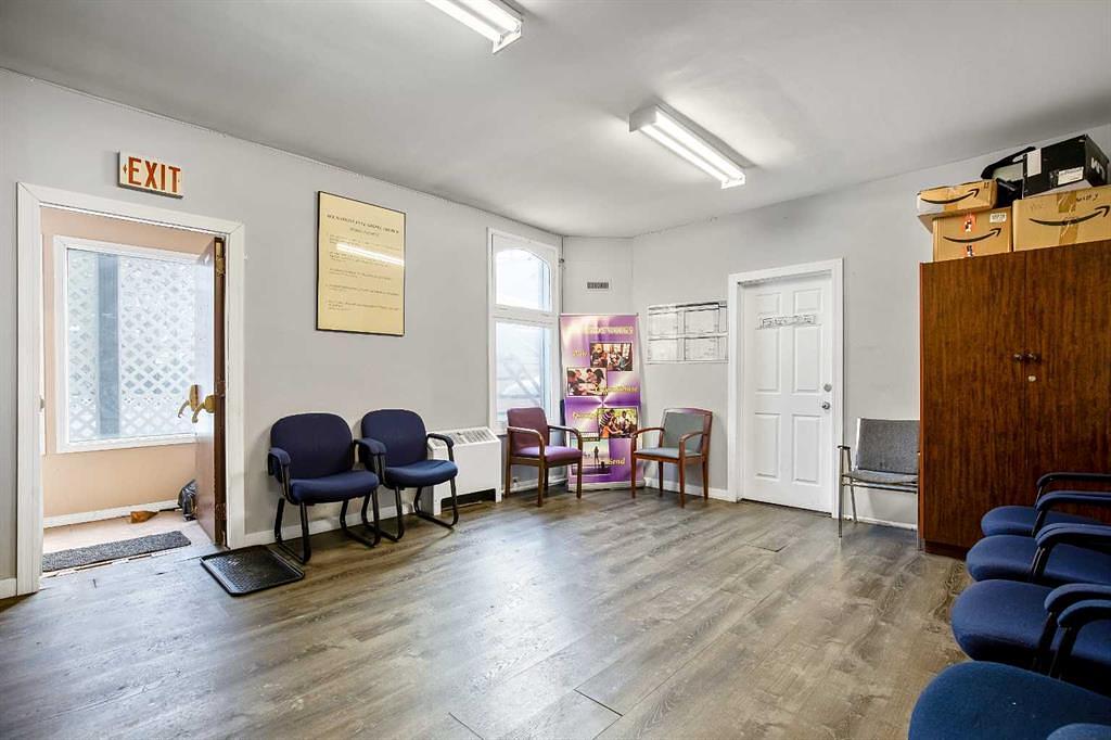 1405 8 Avenue Southeast, Calgary, AB