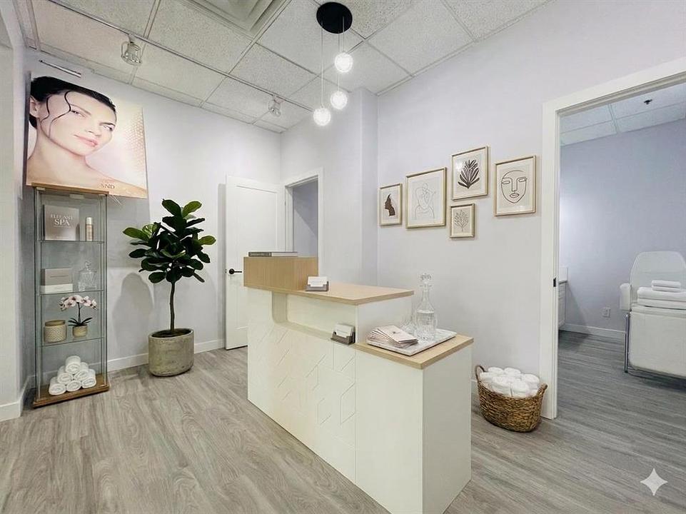1623 Centre Street Northwest, Calgary, AB