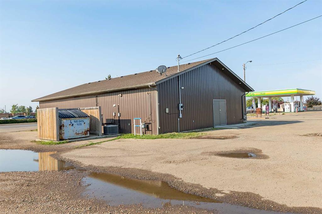 5922 50 Avenue, Stettler, AB