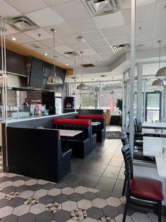 407 - 401 Coopers Boulevard Southwest, Airdrie, AB