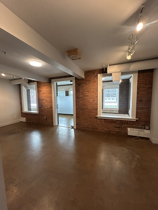 301 - 620 12 Ave SW, Calgary, AB