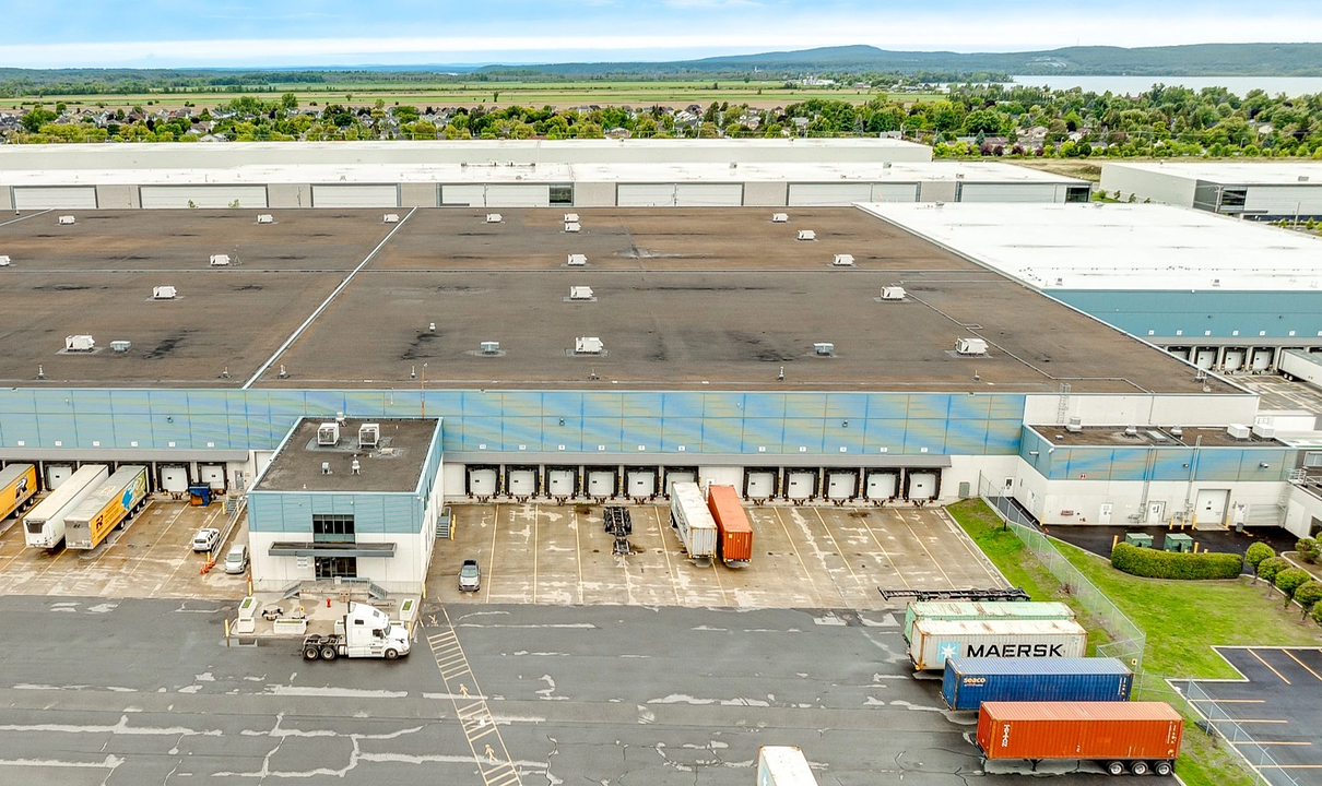 A - 401 Rue Marie-Curie, Vaudreuil-Dorion, QC