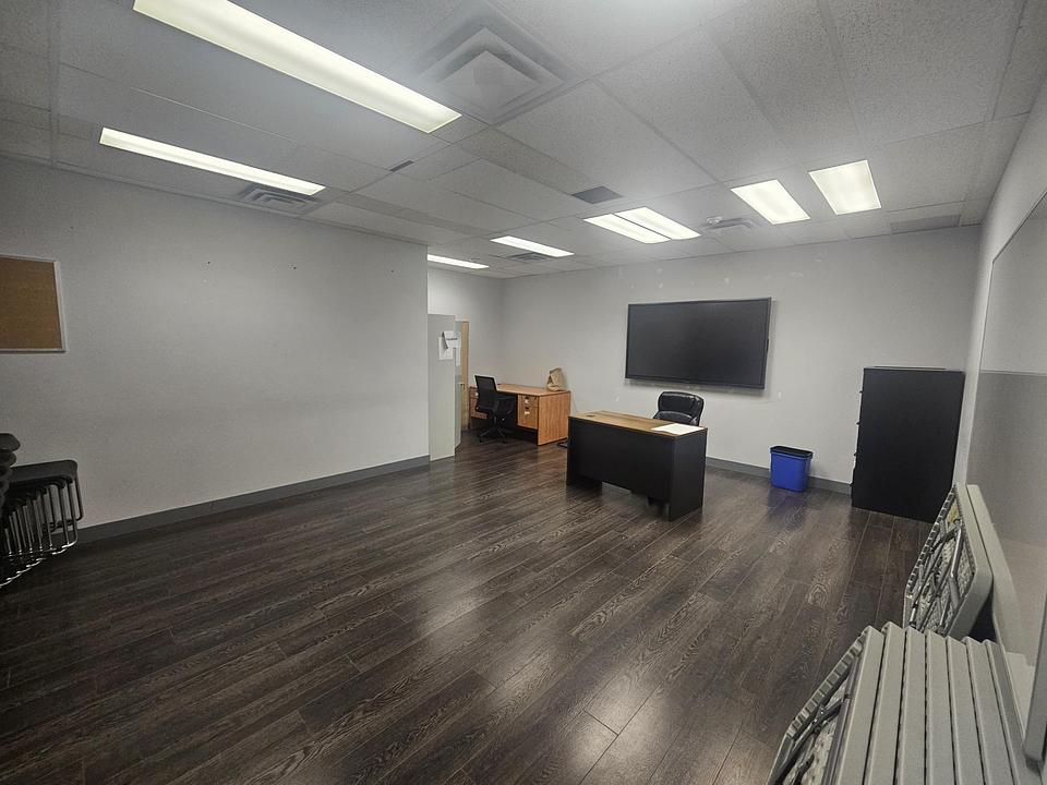 210 - 5172 Kingsway, Burnaby, BC
