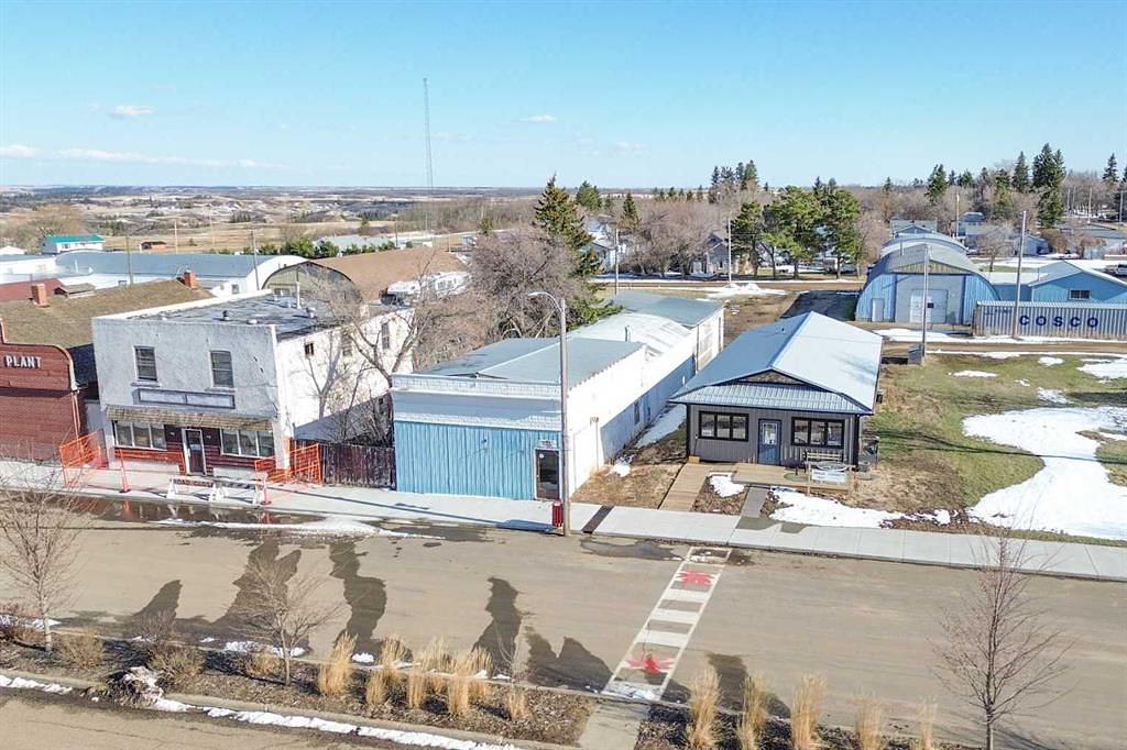 5015 Main Street, Donalda, AB