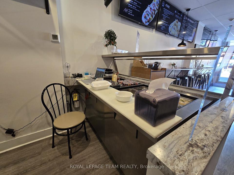 274 Elgin Street, Ottawa, ON