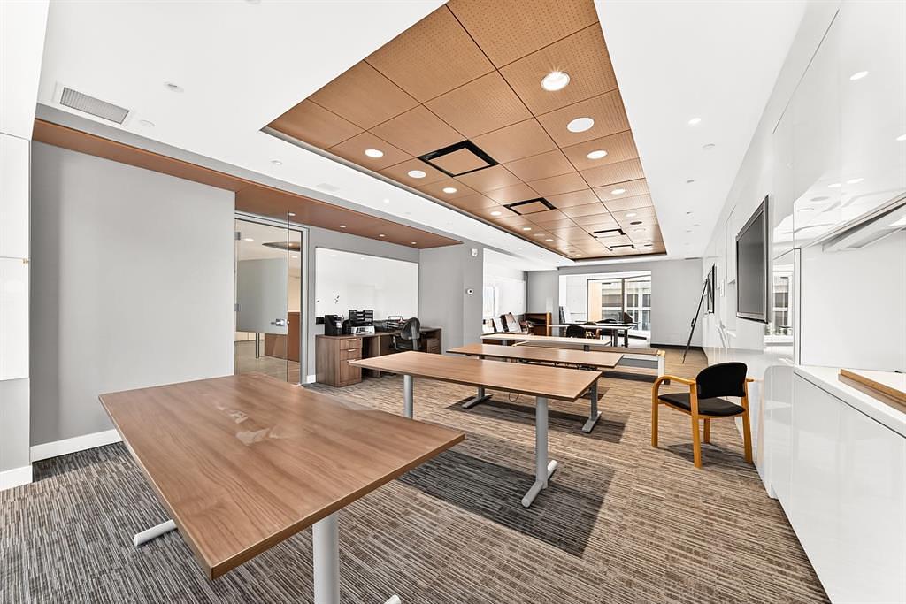 277 - 1100 8 Avenue Southwest, Calgary, AB