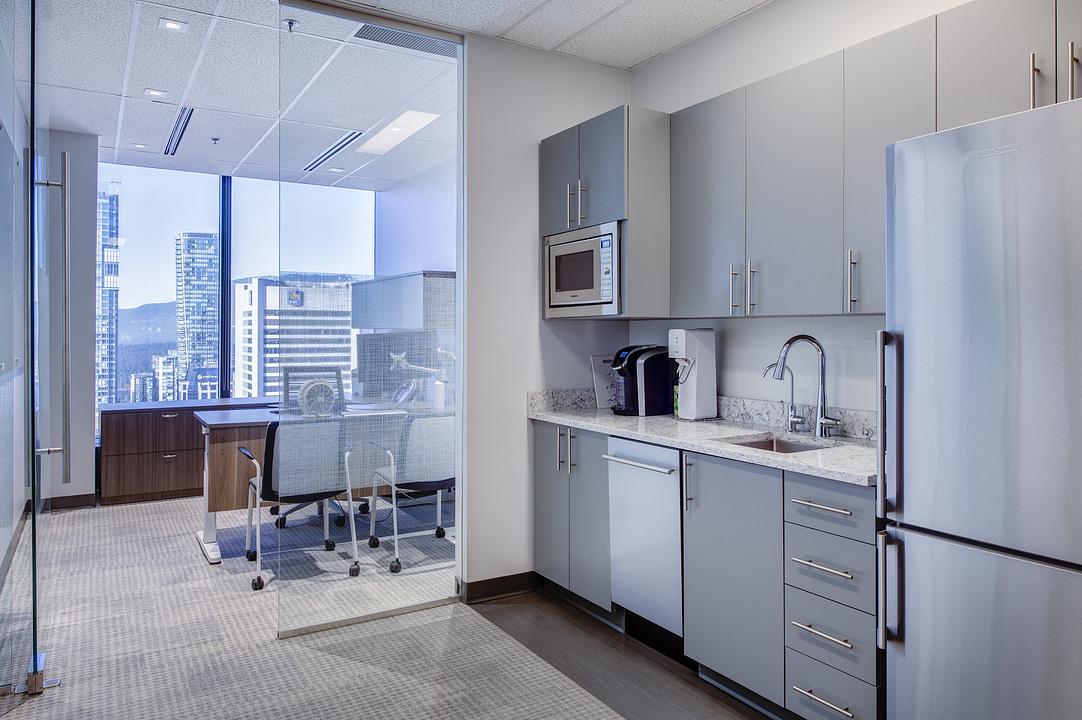 3020 - 700 West Georgia Street, Vancouver, BC