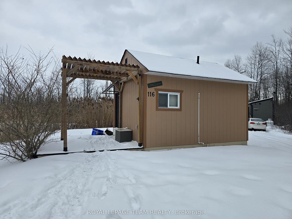 116 Constance Creek Drive, Dunrobin, ON