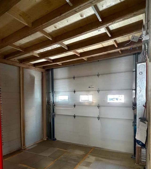 933a 48 Avenue Southeast, Calgary, AB