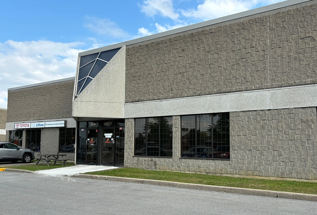 1932 - 1876 32 Avenue, Lachine, QC