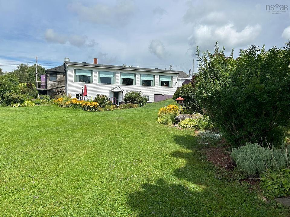 2656 Nova Scotia 376, Pictou, NS