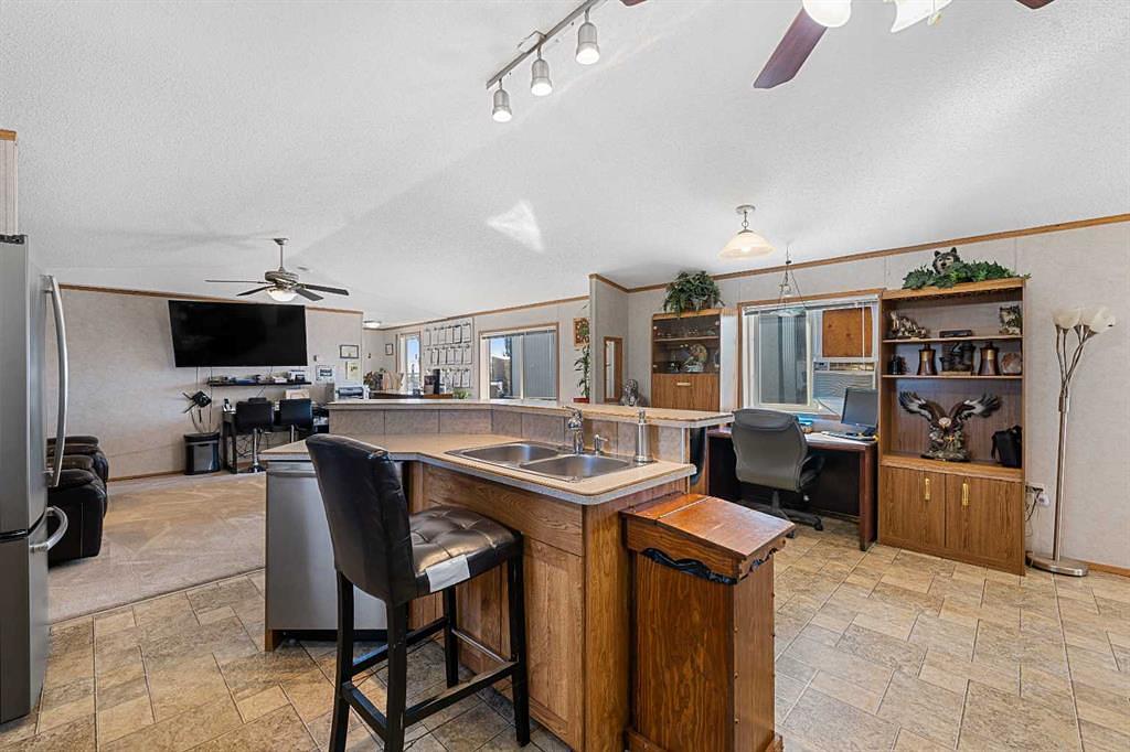 81 Barstow Street, Carseland, AB