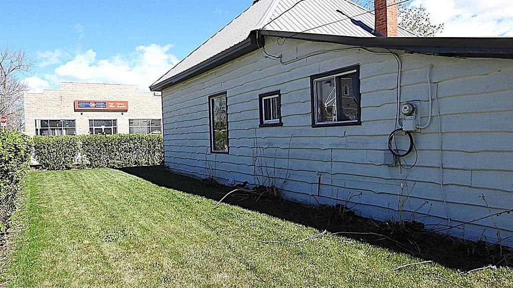 2219 20 Street, Nanton, AB