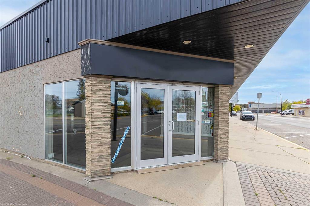 4813 49 Street, Lloydminster, SK