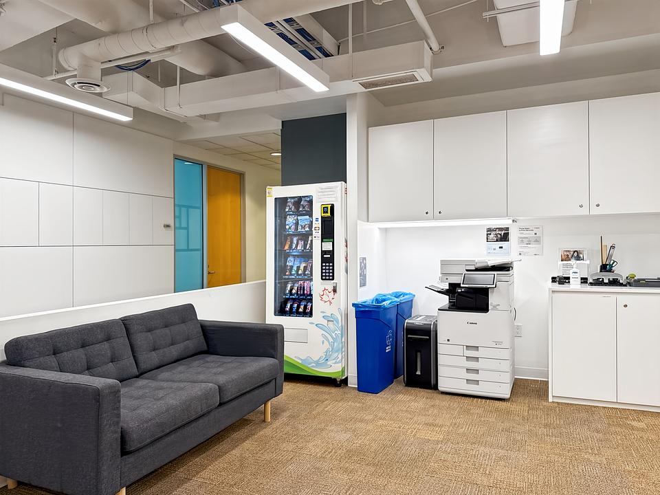888 3 Street Southwest, Calgary, AB