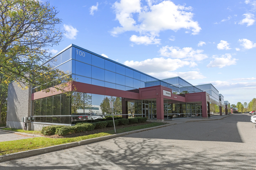 7 - 100 Leek Crescent, Richmond Hill, ON