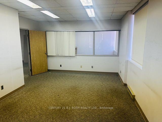 101 - 34 Simcoe Street, Barrie, ON