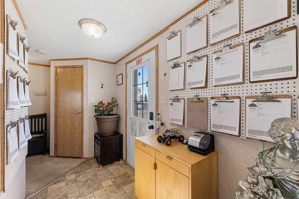 81 Barstow Street, Carseland, AB