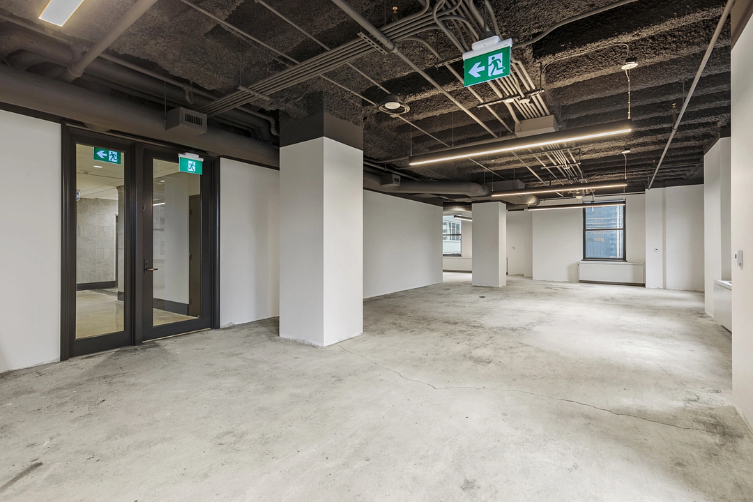 1300 - 25 King Street West, Toronto, ON