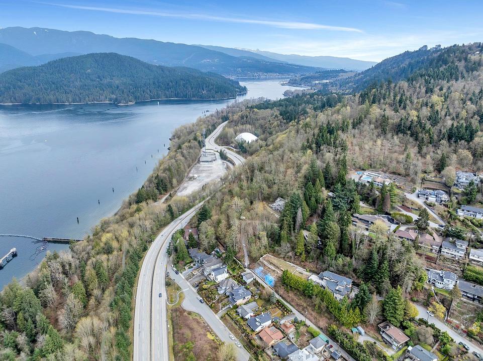 7235 - 7356 Bayview Drive, Burnaby, BC