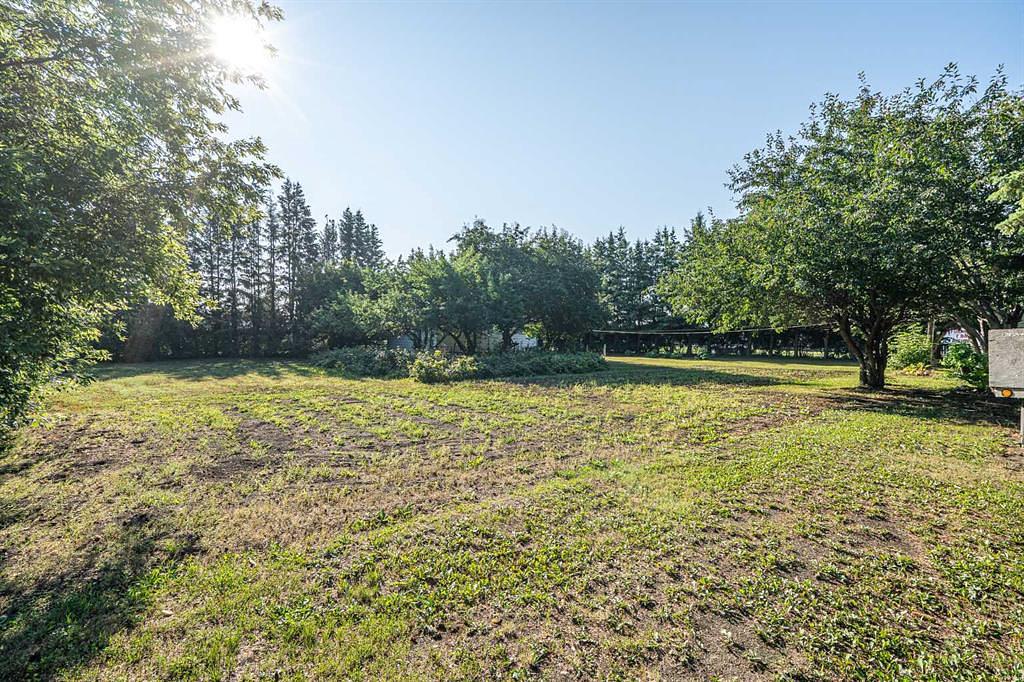 3302 50 Avenue, Lloydminster, AB