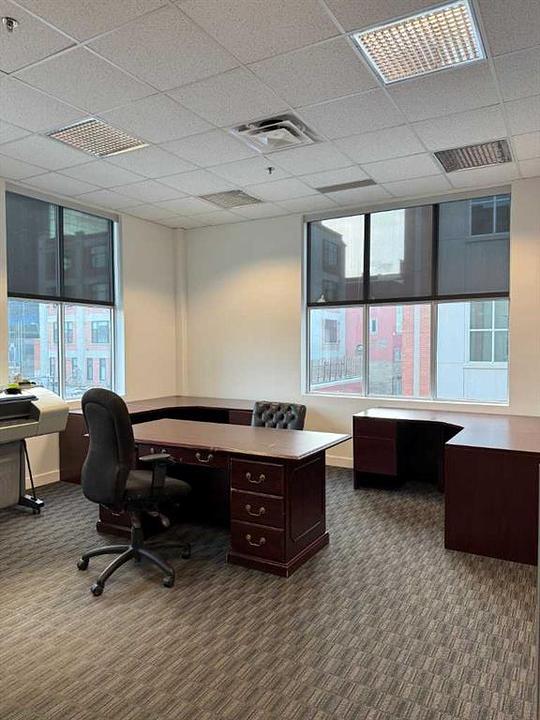 203 - 100-221 10 Avenue Southeast, Calgary, AB