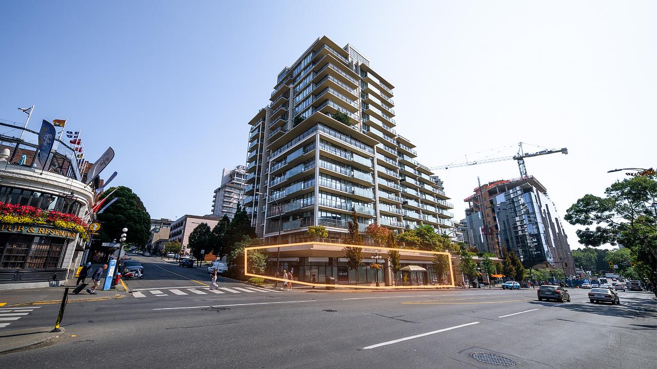 869 Douglas Street, Victoria, BC