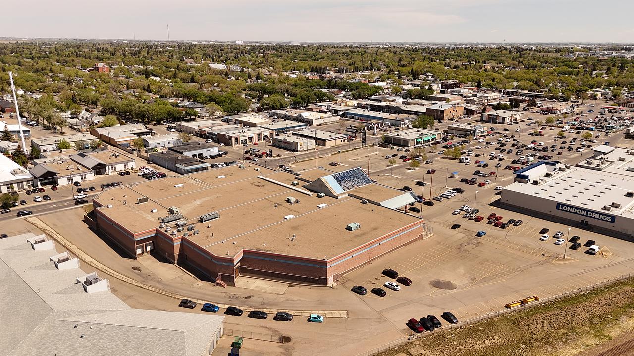 1112 2A Avenue North, Lethbridge, AB