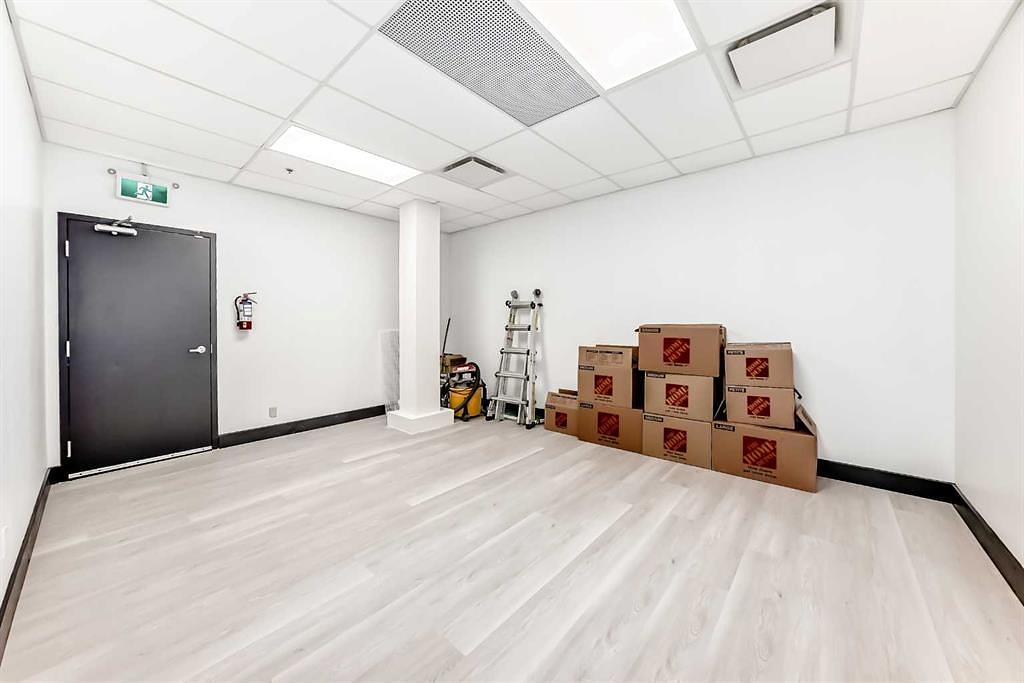 5,9,15 - 1015 Centre Street Northwest, Calgary, AB