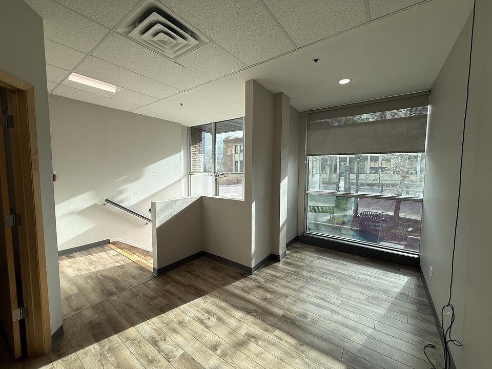 102 - 4916 50 Street, Red Deer, AB