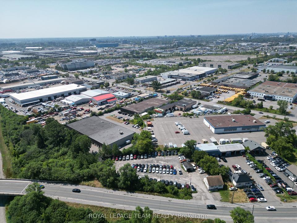 1506 Cyrville Road, Ottawa, ON