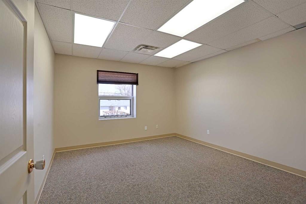 120 1st Avenue East, Brooks, AB