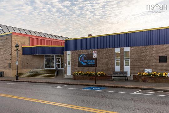275 Main Street, Yarmouth, NS