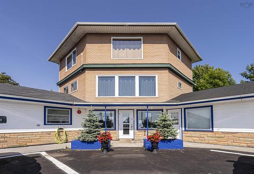 214 Nova Scotia Trunk 1, Yarmouth, NS