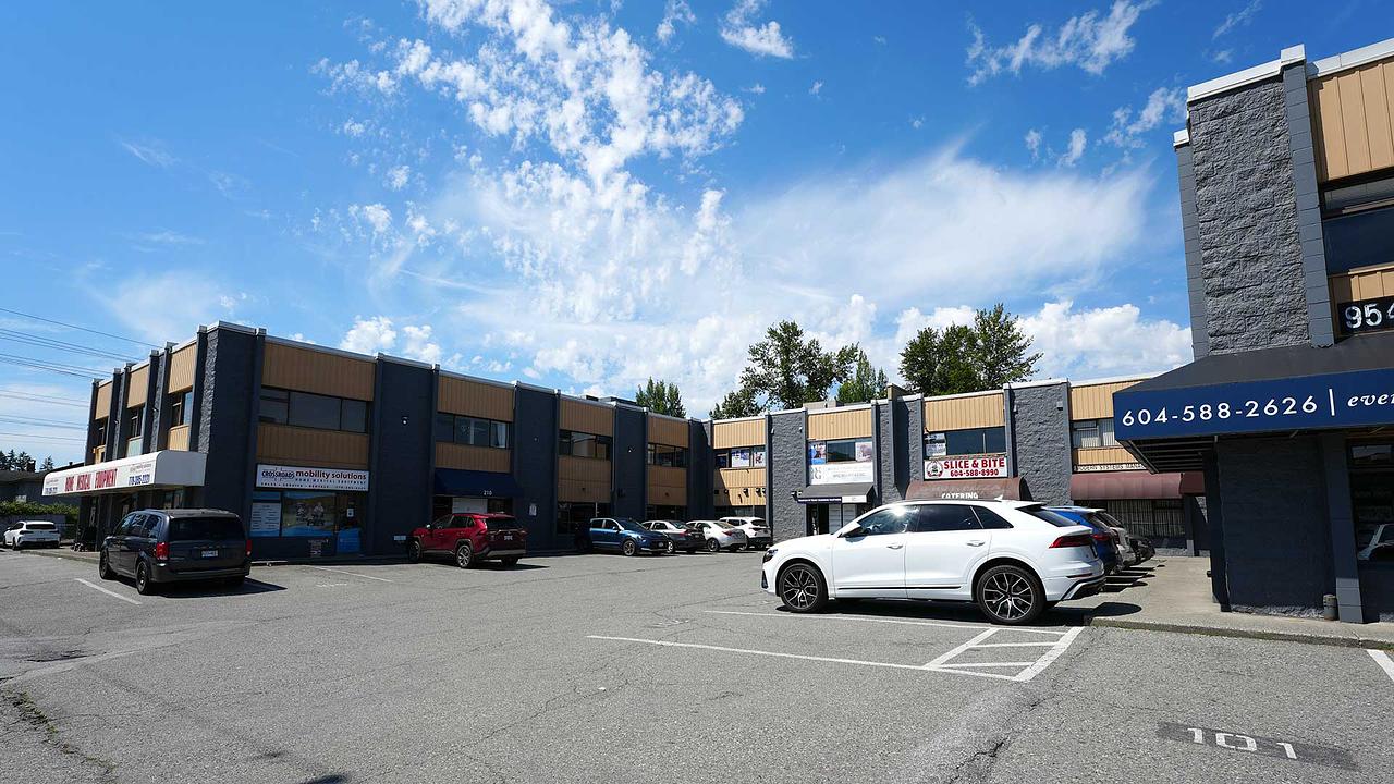 9547 152 Street, Surrey, BC