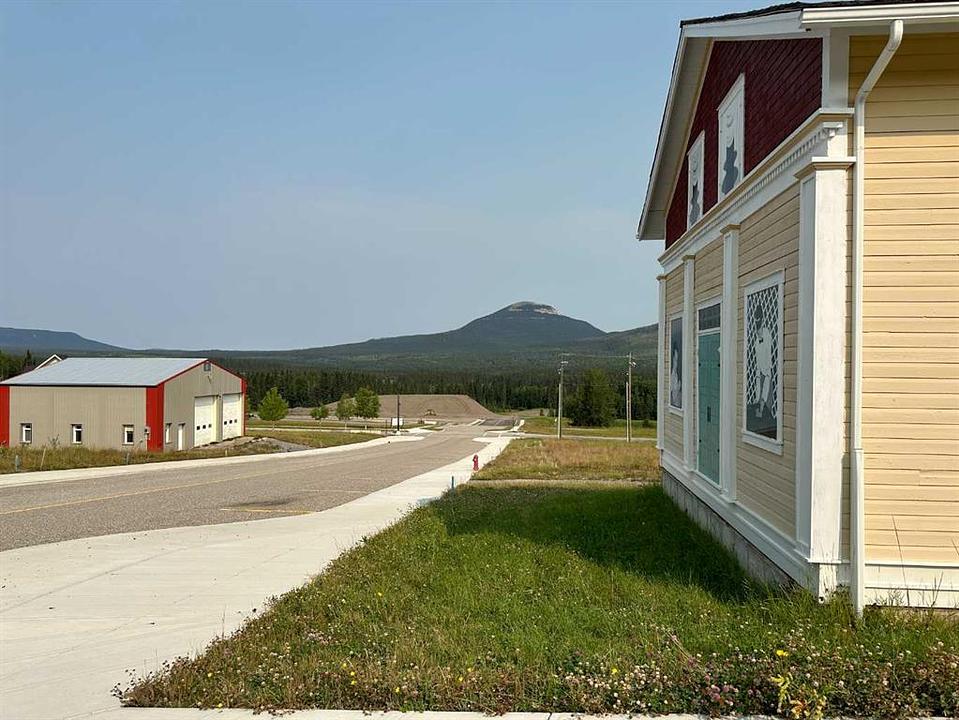 124 Centre Street, Nordegg, AB
