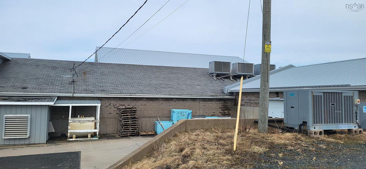 9101 Nova Scotia Trunk 1, Clare, NS