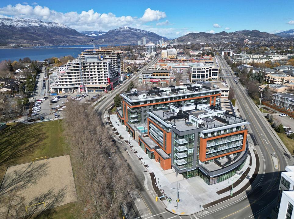 CRU 1 - 3413 Lakeshore Road, Kelowna, BC