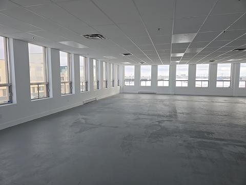 7790 Chemin de la Côte-de-Liesse, Montreal, QC