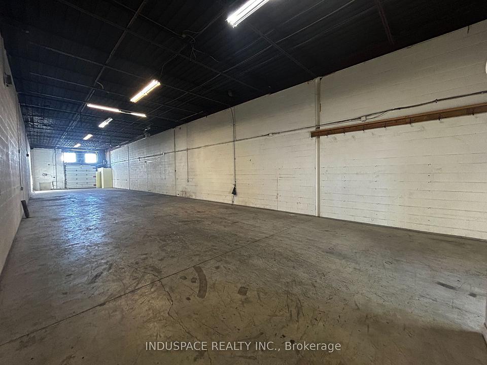 2 - 2480 Cawthra Road, Mississauga, ON