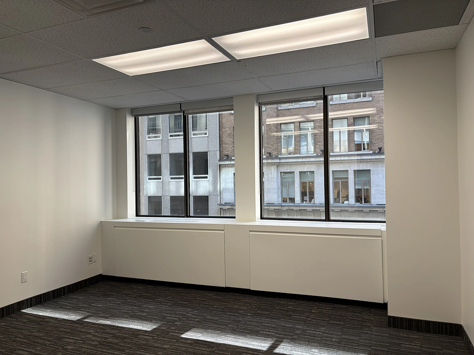 400 - 360 Bay Street, Toronto, ON