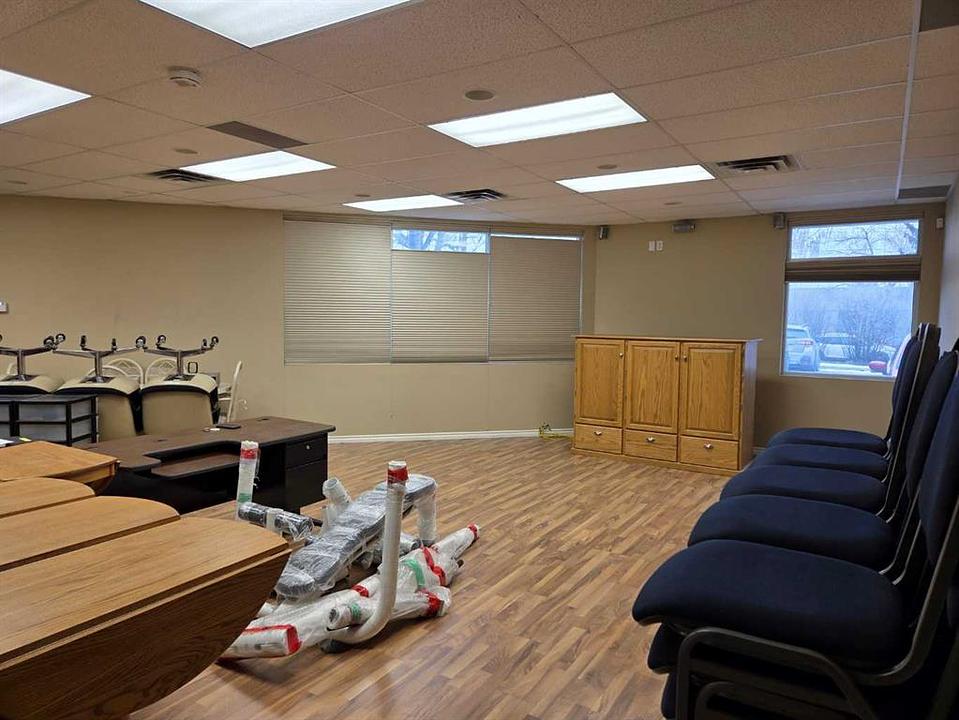 #202 - 5917 1A Street Southwest, Calgary, AB