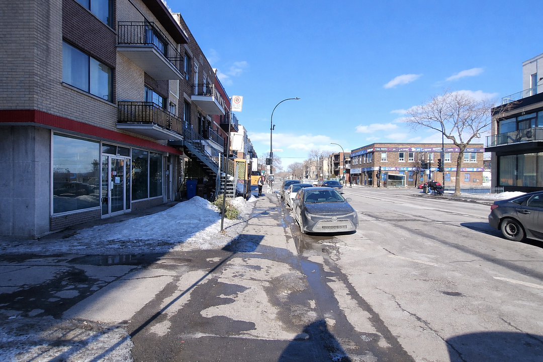 2025 Boulevard Rosemont, Montréal, QC