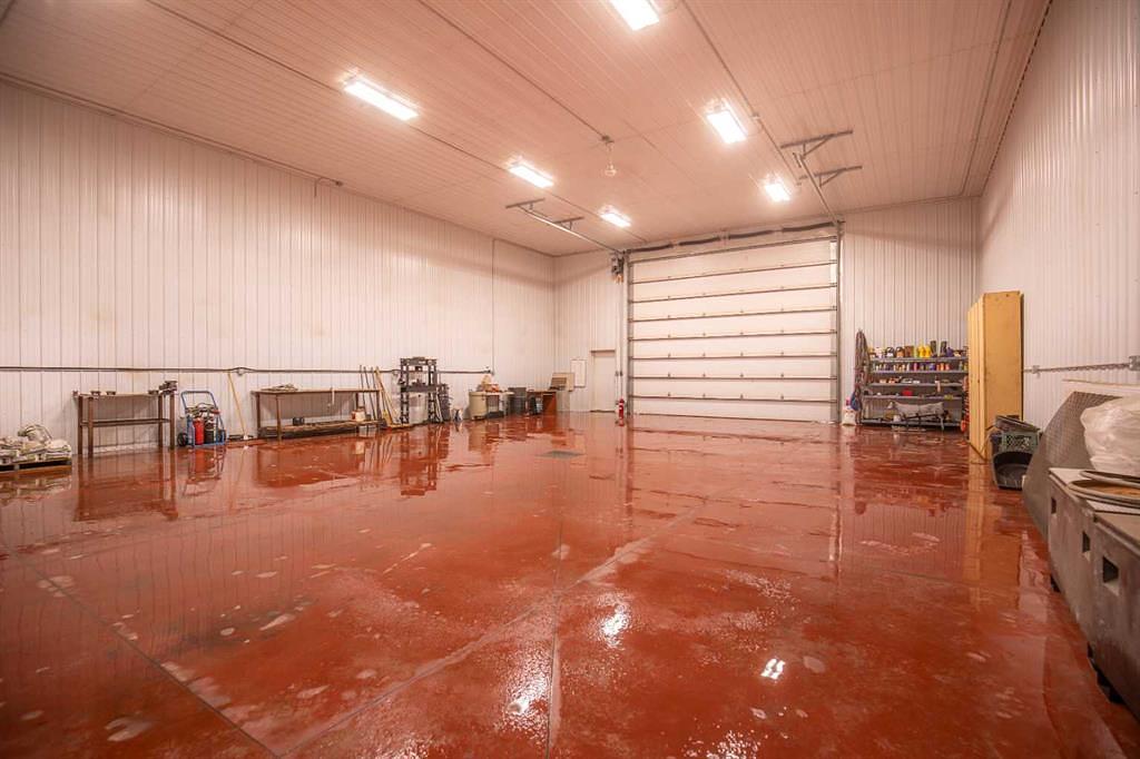 Township Road 400, Lacombe County, AB